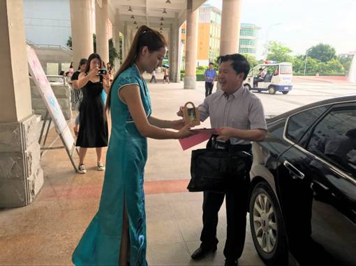 AA39F365AD6C2A94F9E093325D748F541