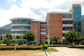 1號(hào)教學(xué)樓側(cè)視圖